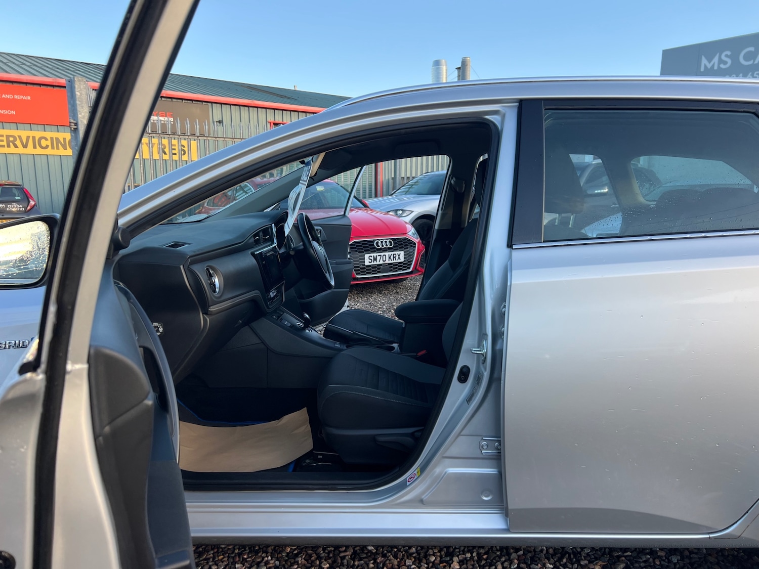 Used Toyota Auris 2017 for sale - 76931860: Photo 14