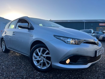 Used Toyota Auris 2017 for sale - 76931860: Photo