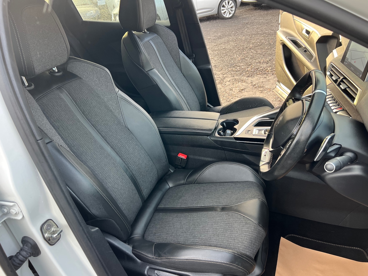 Used Peugeot 3008 2019 for sale - 76554521: Photo 12