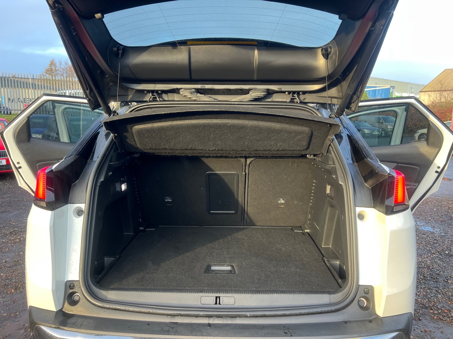 Used Peugeot 3008 2019 for sale - 76554521: Photo 24