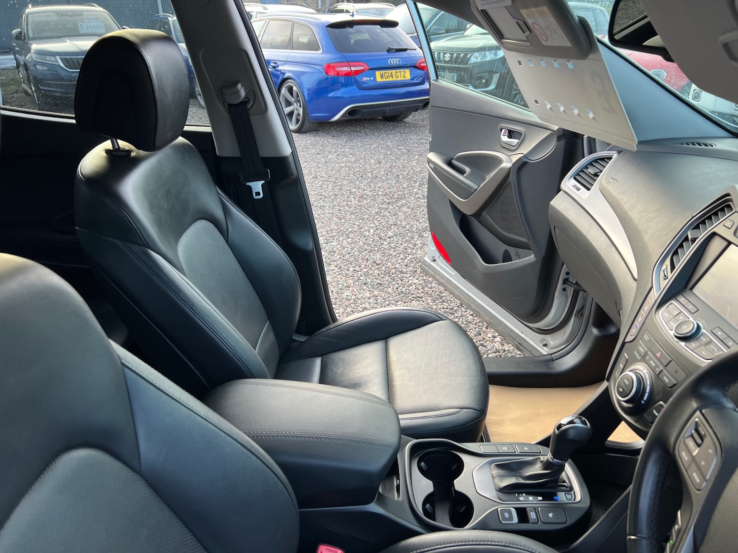 Used Hyundai Santa Fe 2015 for sale - 77833782: Photo 12