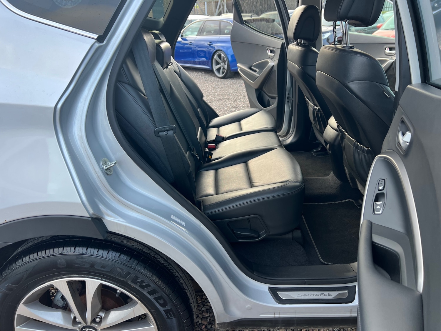 Used Hyundai Santa Fe 2015 for sale - 77833782: Photo 21