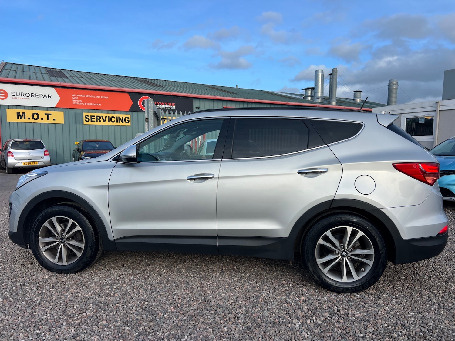 Used Hyundai Santa Fe 2015 for sale - 77833782: Photo 6