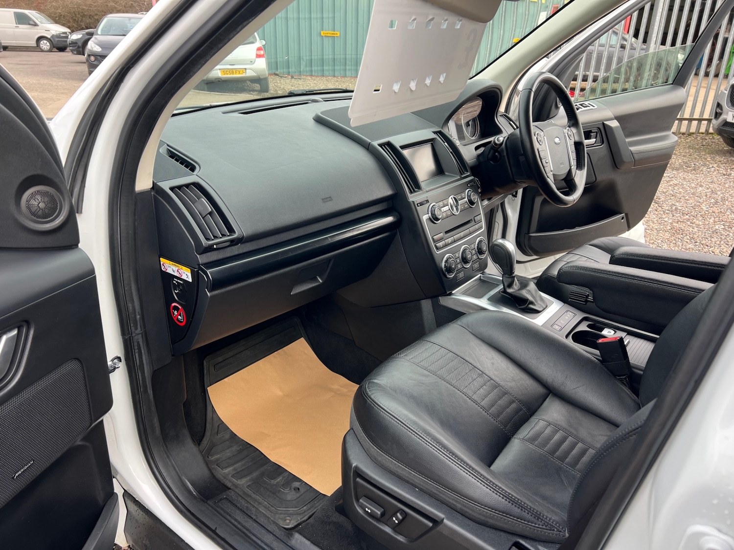 Used Land Rover Freelander 2013 for sale - 77609477: Photo 16