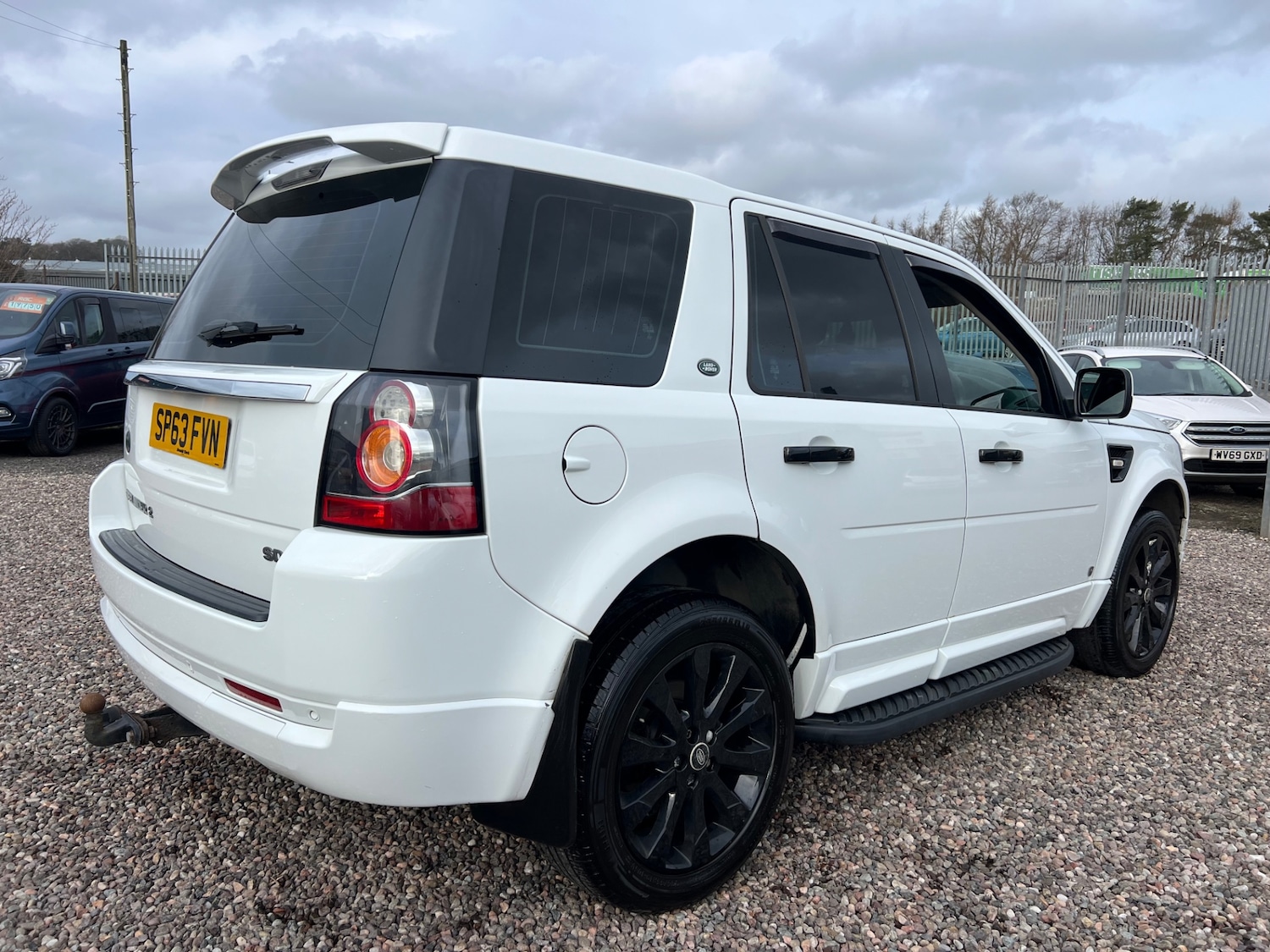 Used Land Rover Freelander 2013 for sale - 77609477: Photo 2