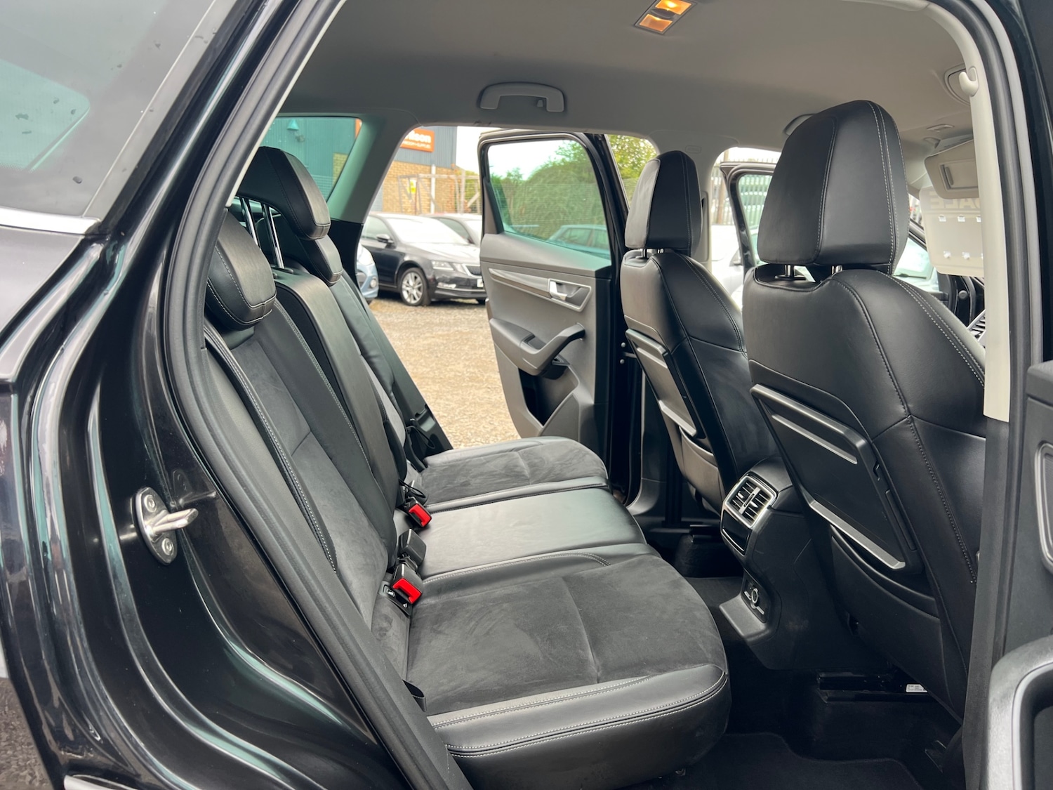 Used Skoda Karoq 2018 for sale - 77176540: Photo 22