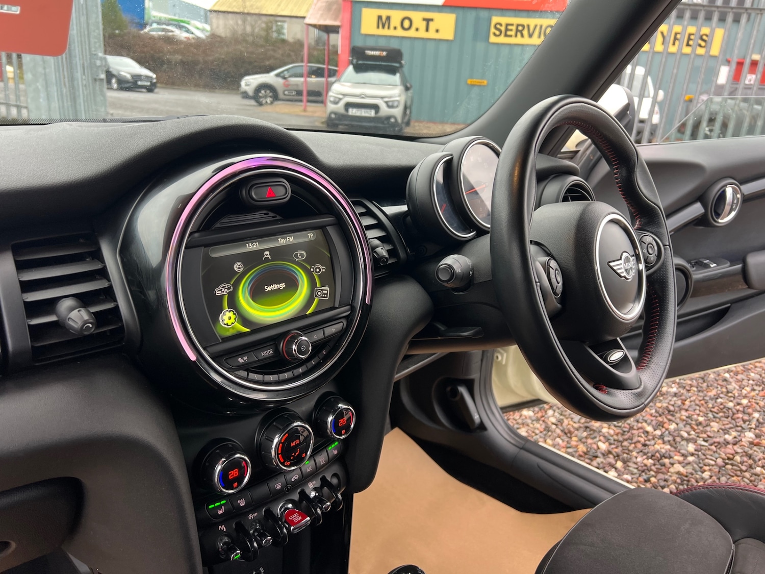 Used MINI Hatch 2018 for sale - 77154072: Photo 17