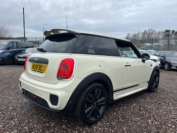 Used MINI Hatch 2018 for sale - 77154072: Photo