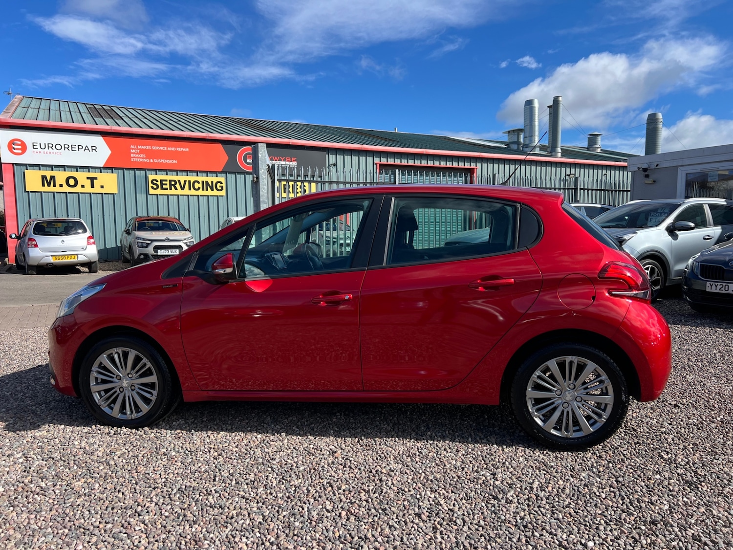 Used Peugeot 208 2018 for sale - 78027864: Photo 6