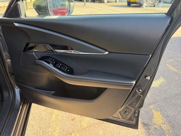 Used Mazda CX-30 2023 for sale - 76309995: Photo 15
