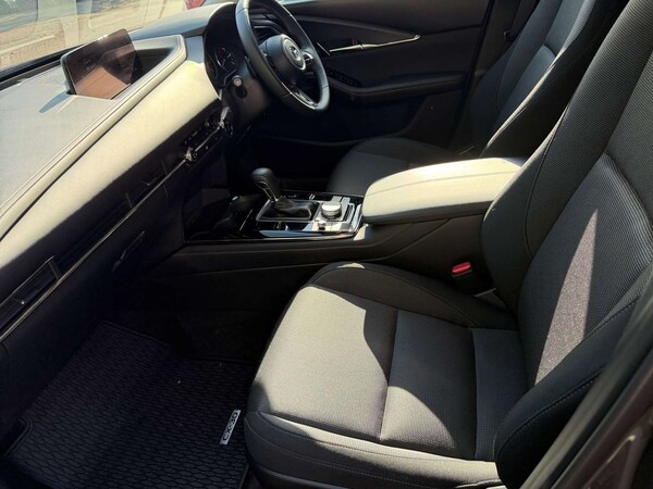 Used Mazda CX-30 2023 for sale - 76309995: Photo 17