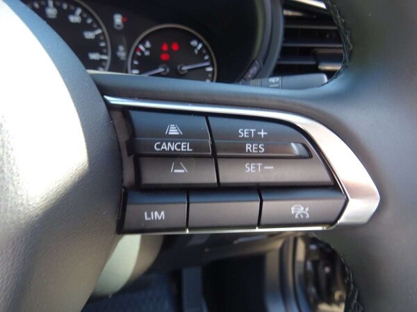 Used Mazda CX-30 2023 for sale - 76309995: Photo 21