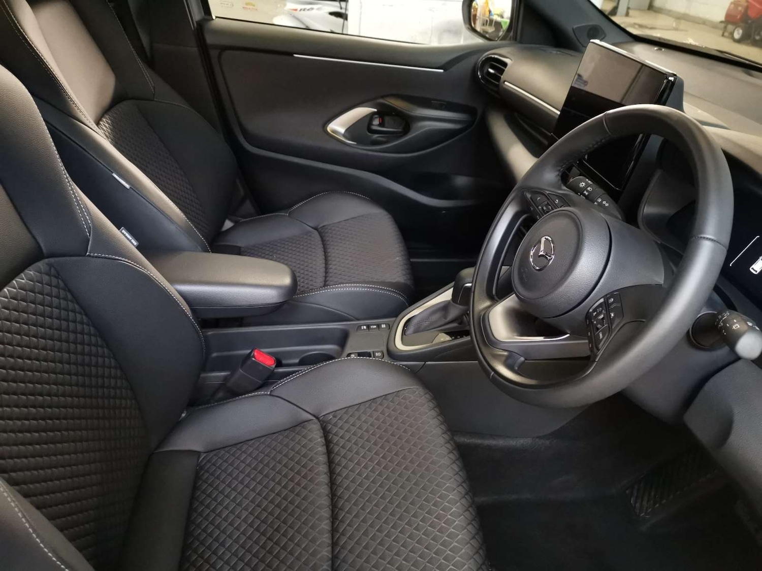 Used Mazda Mazda2 HYBRID 2025 for sale - 76514652: Photo 15