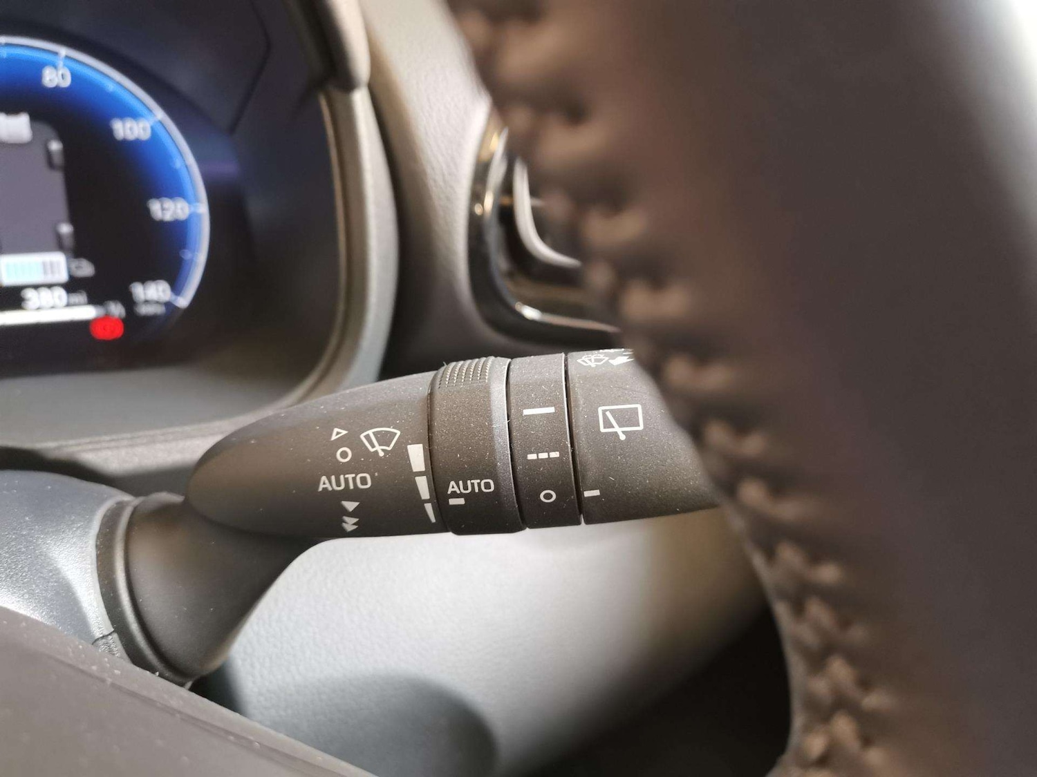 Used Mazda Mazda2 HYBRID 2025 for sale - 76514652: Photo 24