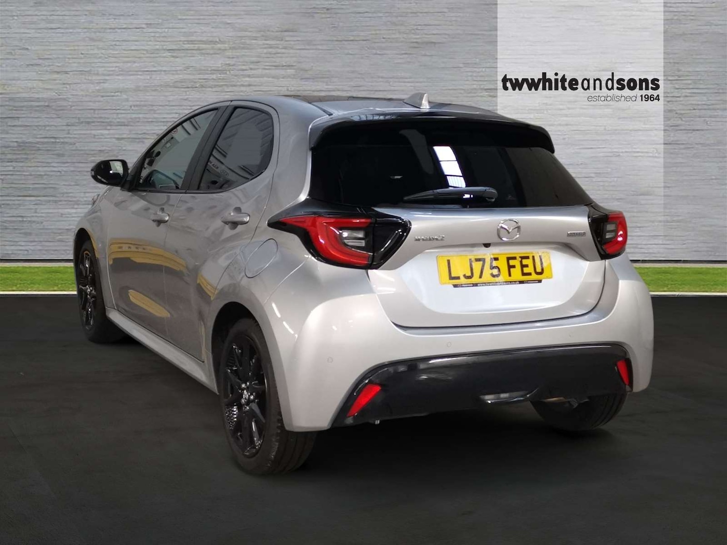 Used Mazda Mazda2 HYBRID 2025 for sale - 76514652: Photo 5