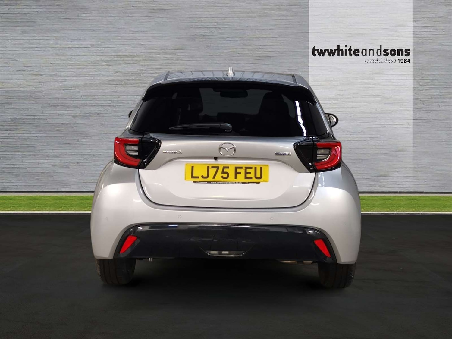 Used Mazda Mazda2 HYBRID 2025 for sale - 76514652: Photo 6