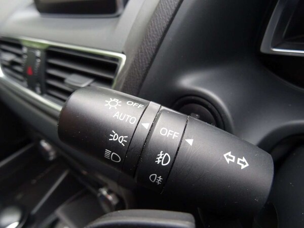 Used Mazda Mazda3 2015 for sale - 76241537: Photo 24