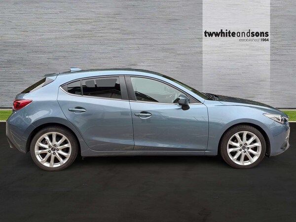 Used Mazda Mazda3 2015 for sale - 76241537: Photo 8