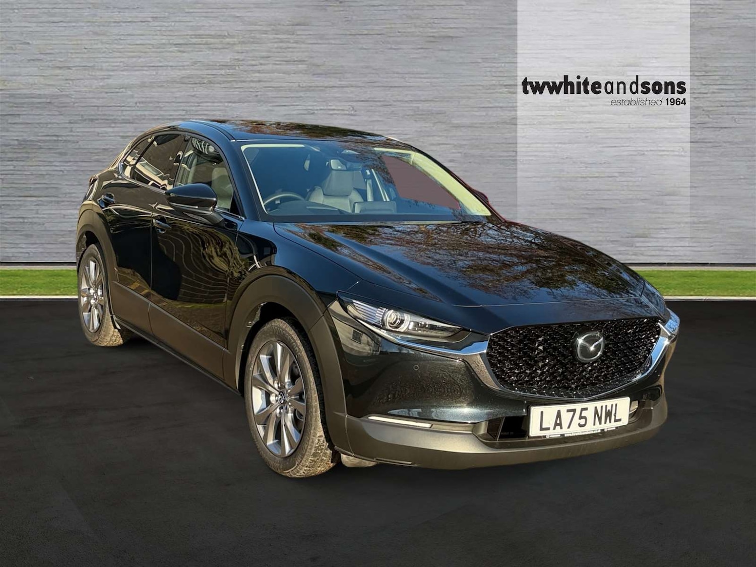 Used Mazda CX-30 2025 for sale - 76924734: Photo 3