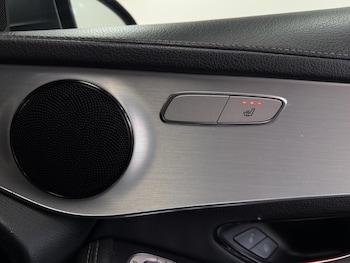 Used Mercedes-Benz GLC 2022 for sale - 78359278: Photo