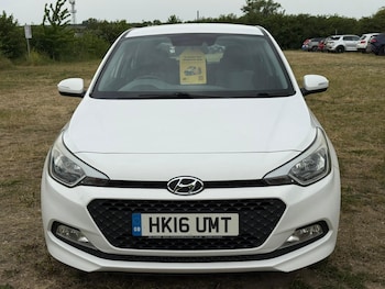 Used Hyundai i20 2016 for sale - 78758624: Photo
