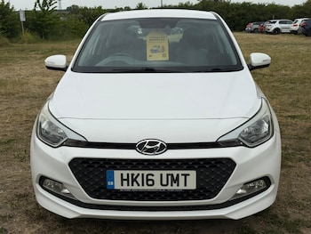 Used Hyundai i20 2016 for sale - 78758624: Photo