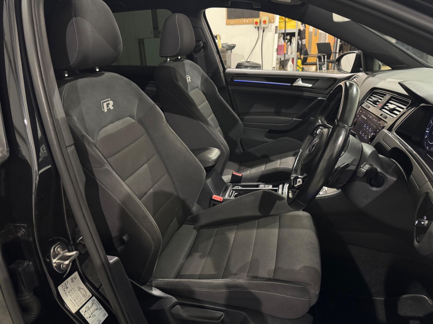 Used Volkswagen Golf 2019 for sale - 77942350: Photo 12