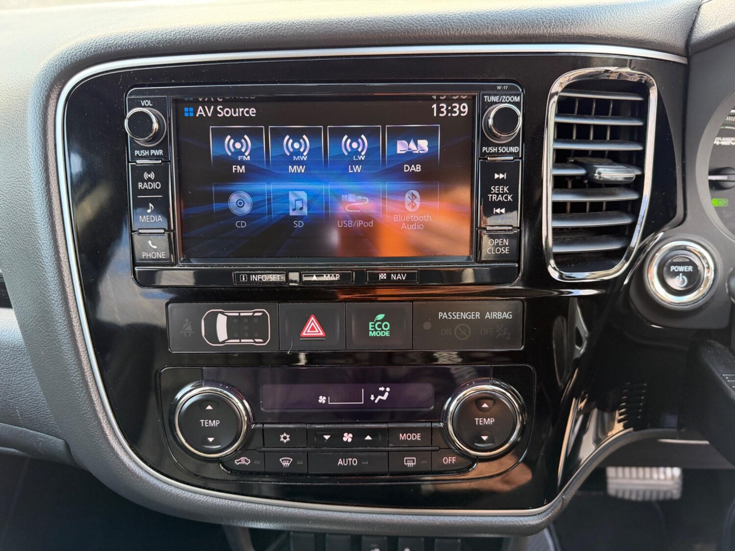 Used Mitsubishi Outlander 2017 for sale - 78002019: Photo 10