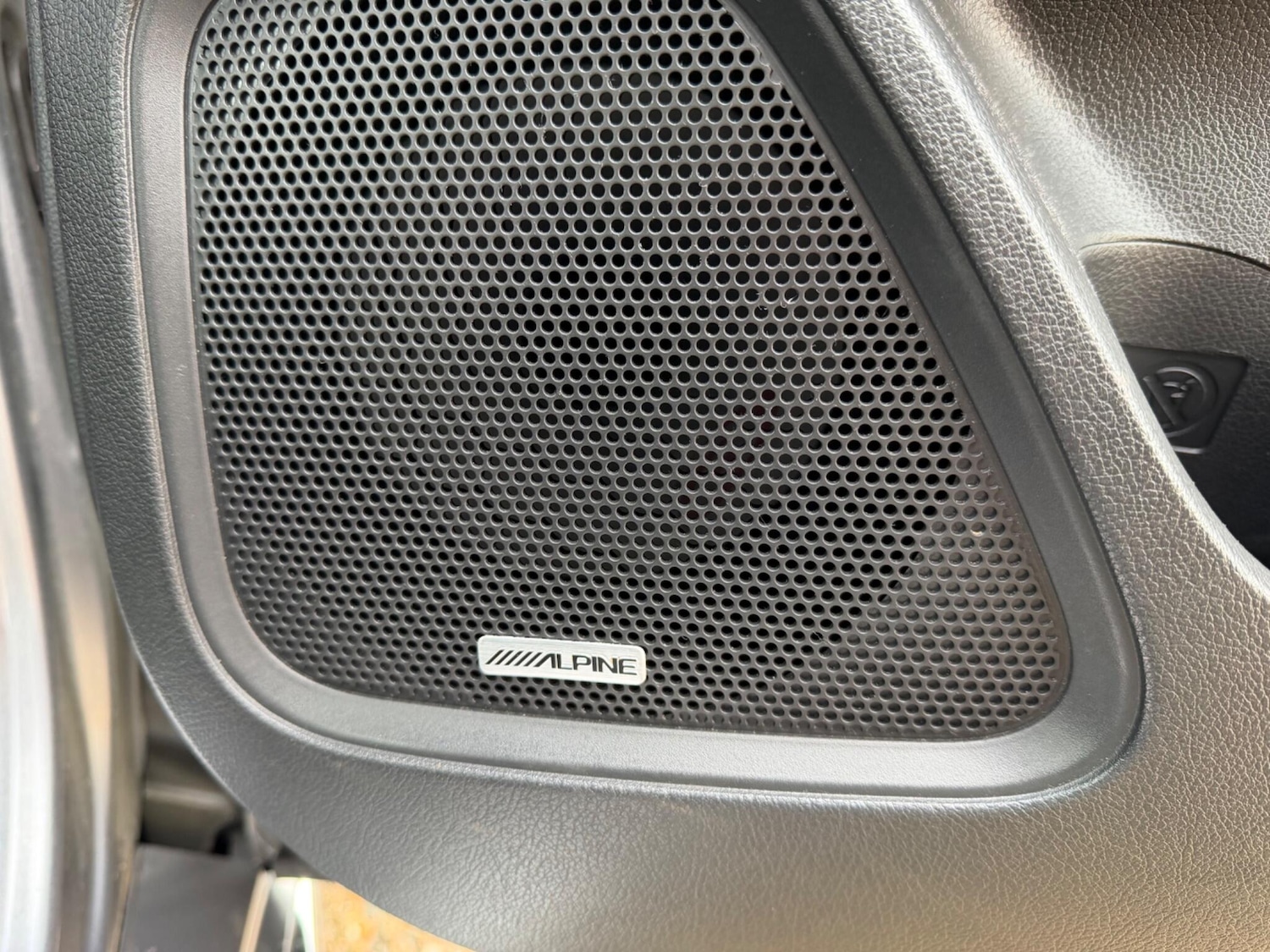 Used Mitsubishi Outlander 2017 for sale - 78002019: Photo 11