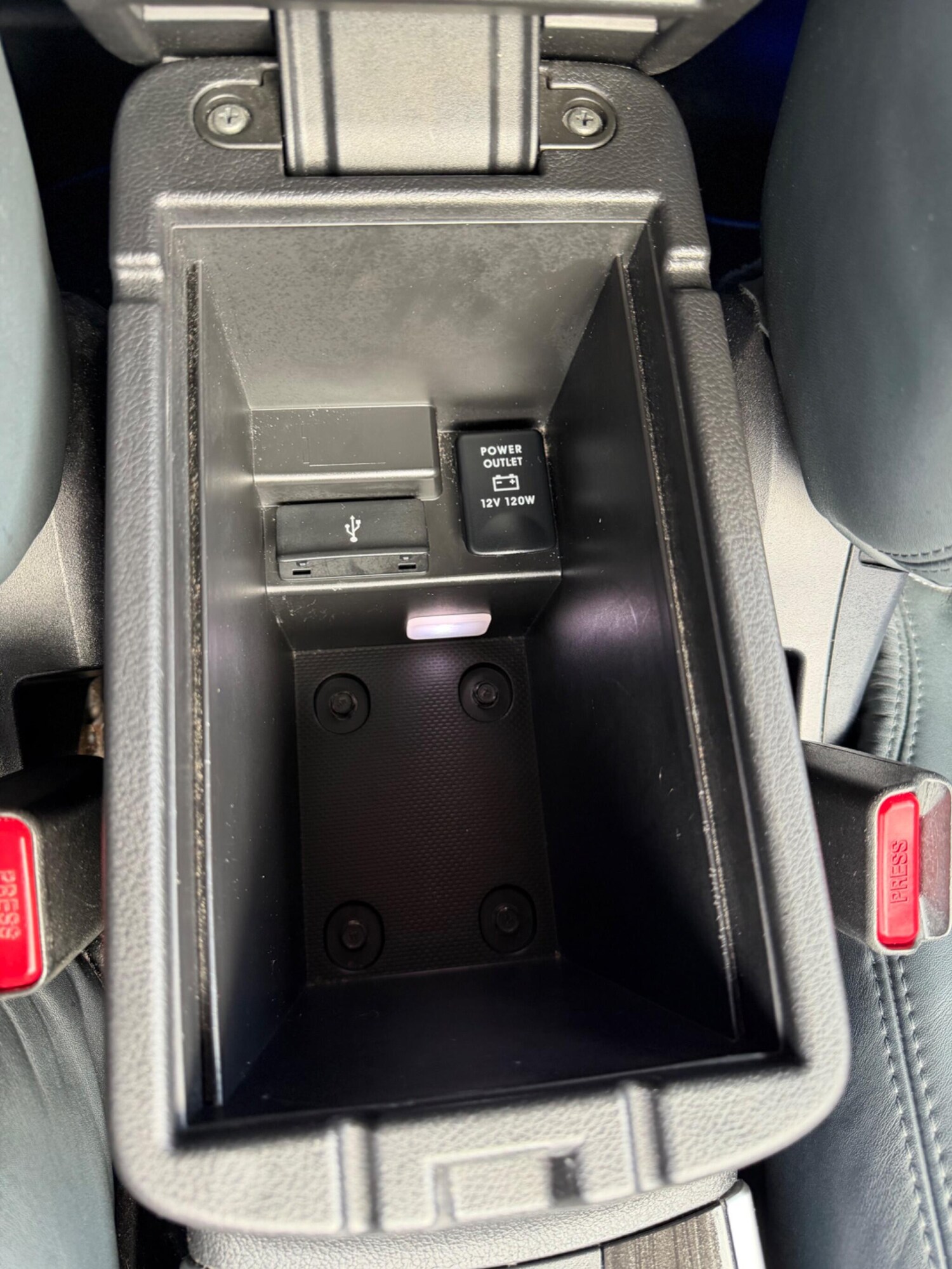 Used Mitsubishi Outlander 2017 for sale - 78002019: Photo 16