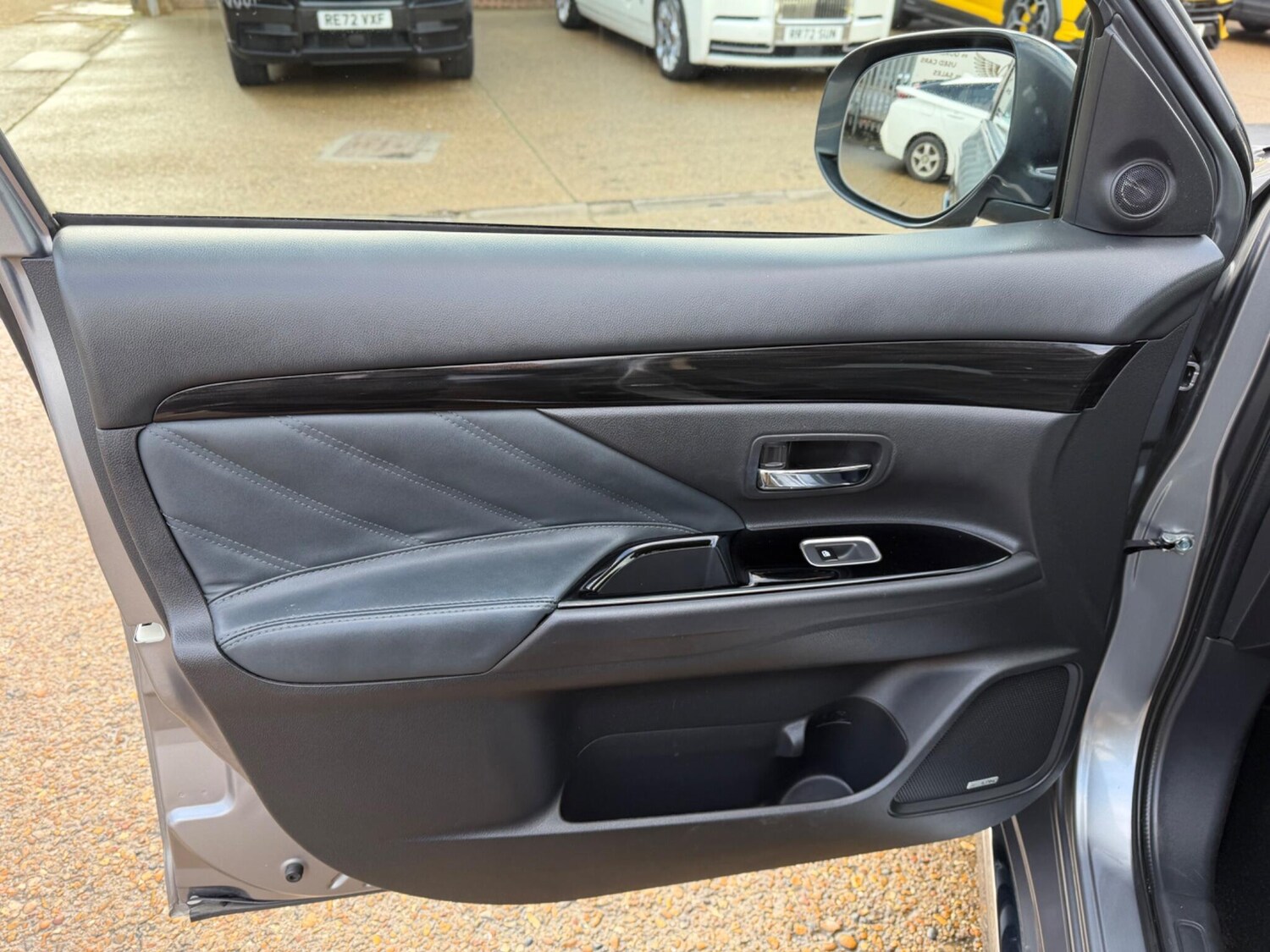 Used Mitsubishi Outlander 2017 for sale - 78002019: Photo 25