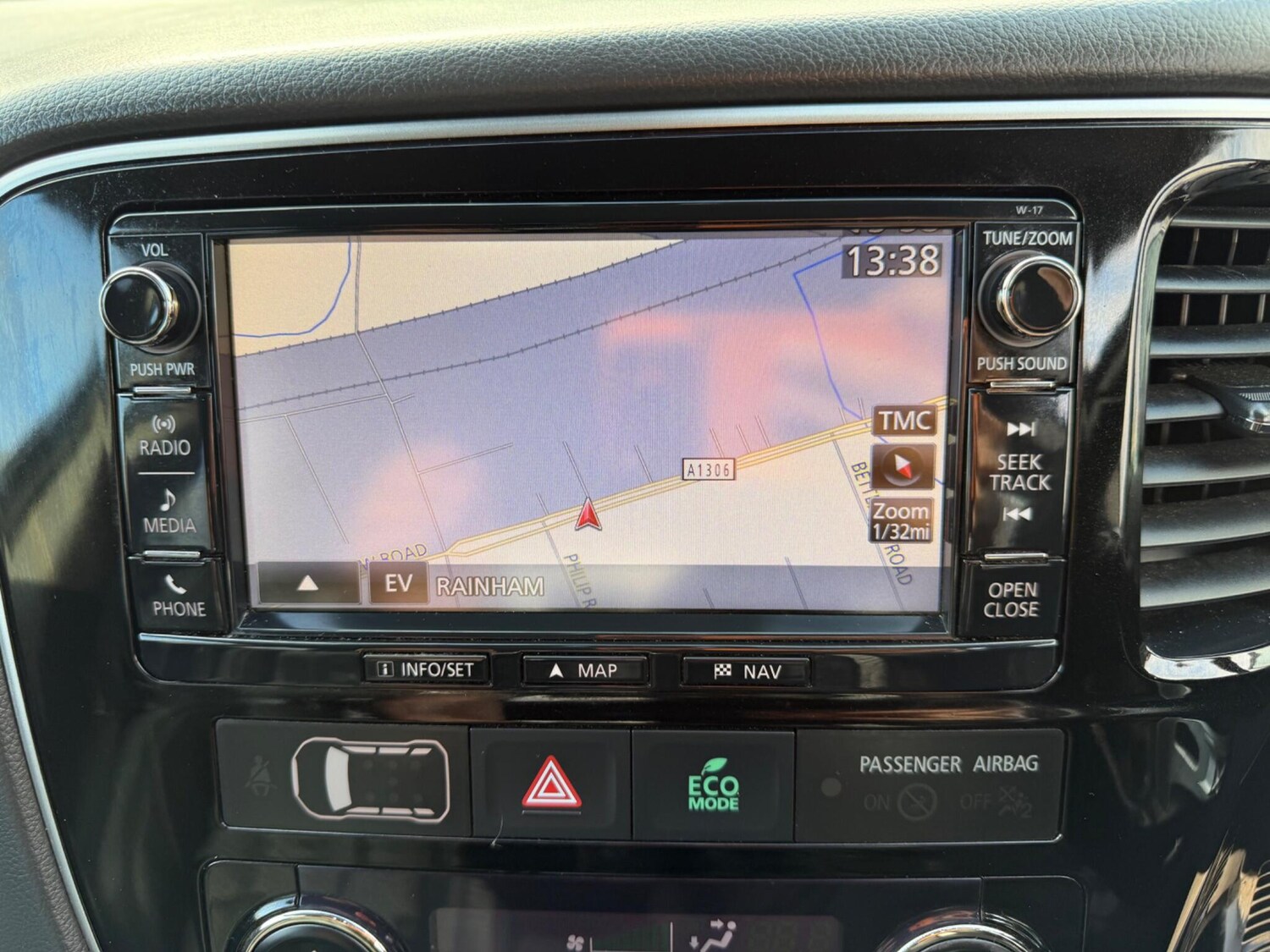 Used Mitsubishi Outlander 2017 for sale - 78002019: Photo 8