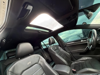 Used Volkswagen Golf 2016 for sale - 78144171: Photo