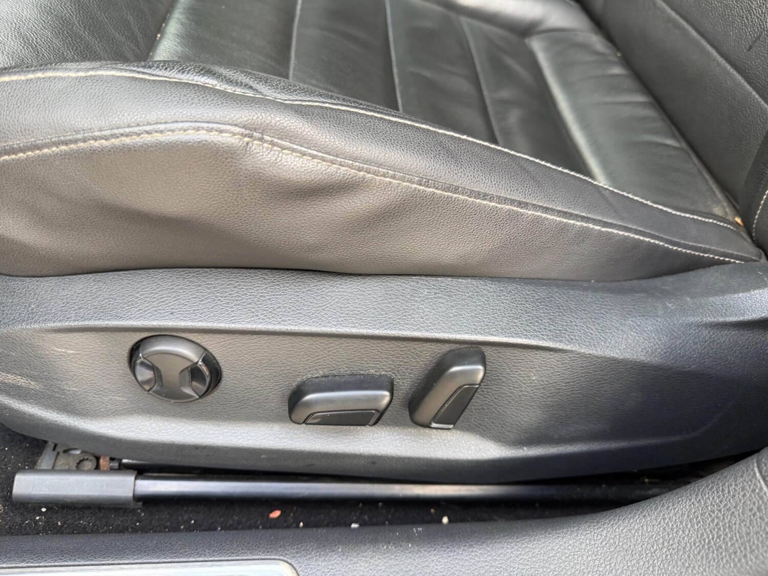 Used Volkswagen Golf for sale - 78144171: Photo 4