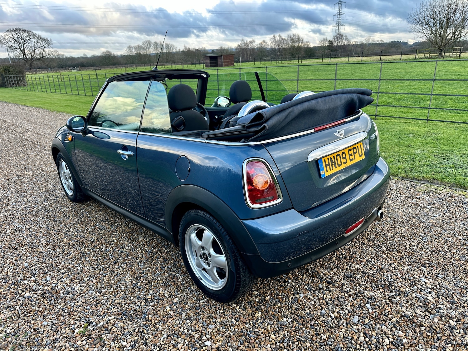 Used MINI Convertible 2009 for sale - 77733587: Photo 18