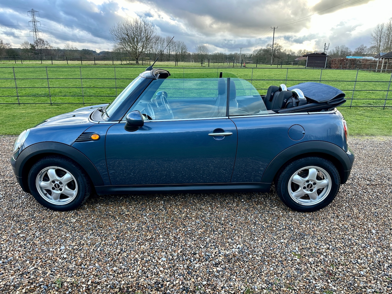 Used MINI Convertible 2009 for sale - 77733587: Photo 19