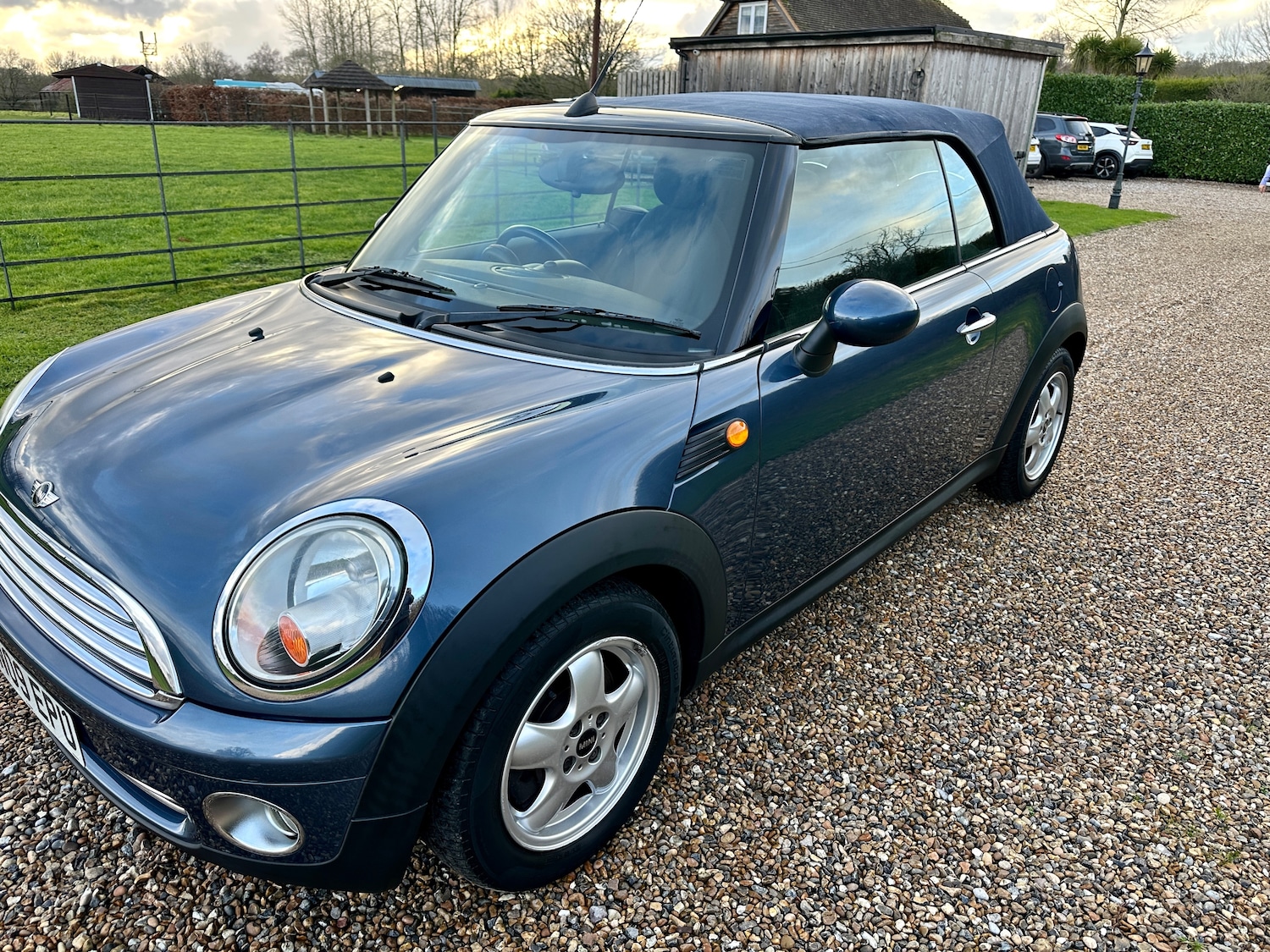 Used MINI Convertible 2009 for sale - 77733587: Photo 6
