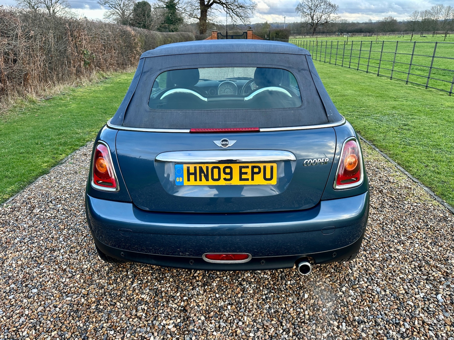 Used MINI Convertible 2009 for sale - 77733587: Photo 8