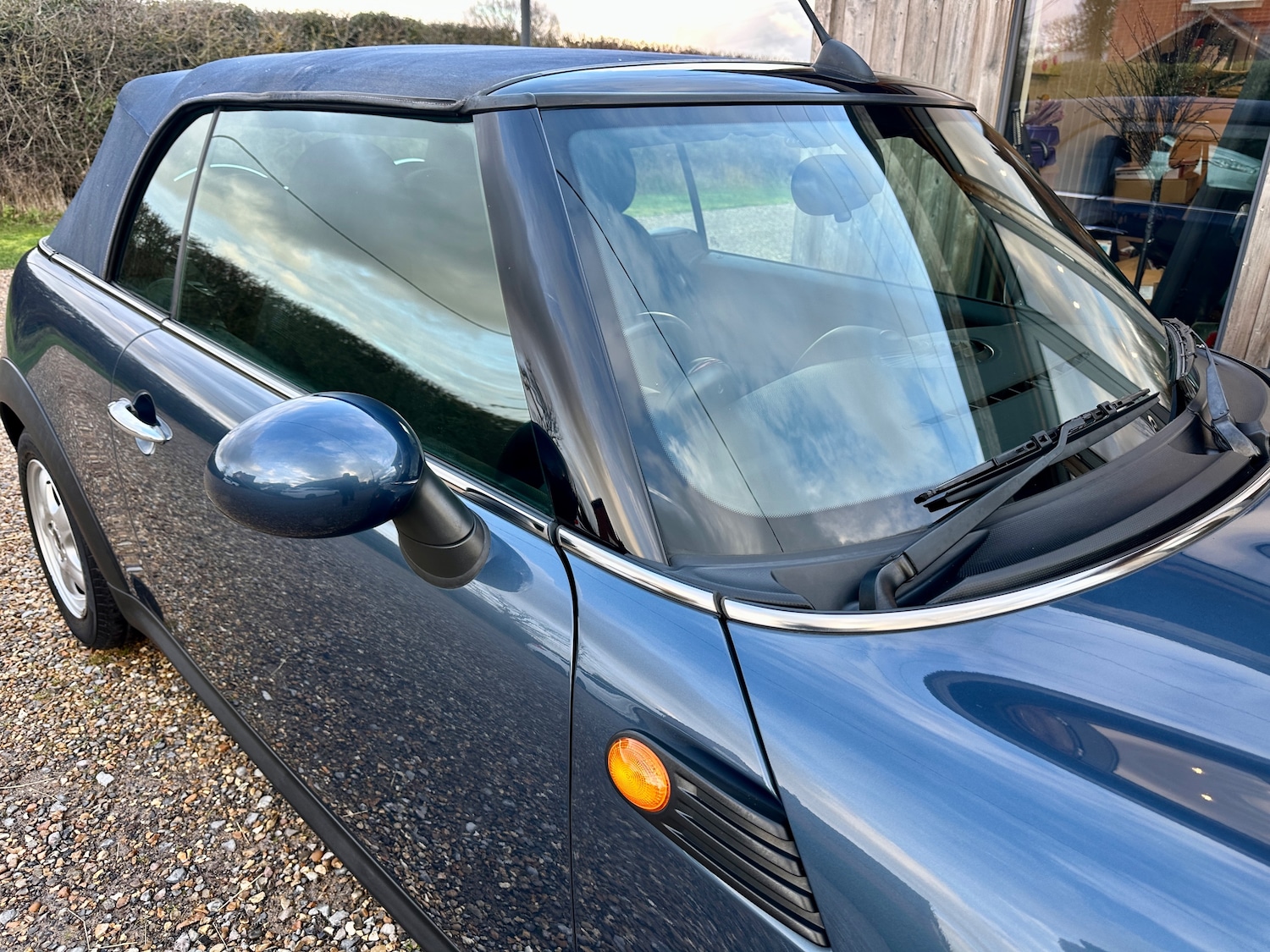 Used MINI Convertible 2009 for sale - 77733587: Photo 9