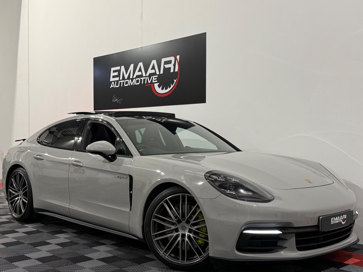 Used Porsche Panamera for sale - 77942320: Photo 8