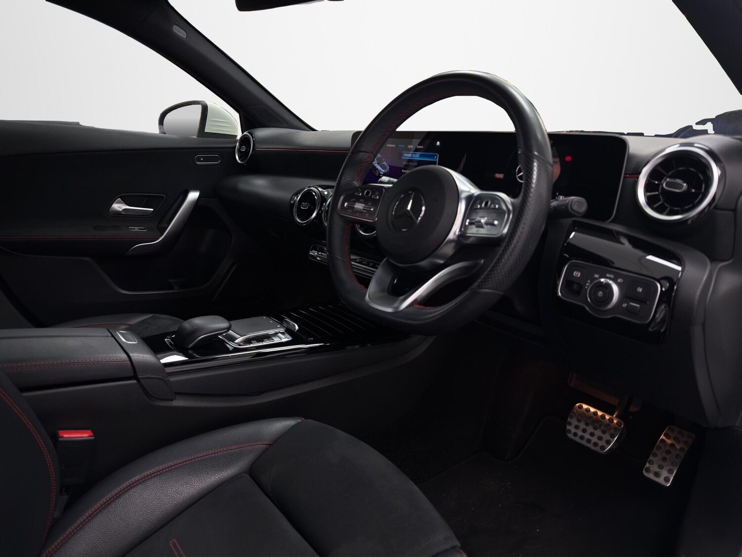 Used Mercedes-Benz A-Class 2019 for sale - 77966331: Photo 9