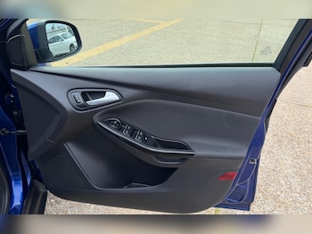 Used Ford Focus 2014 for sale - 78530699: Photo