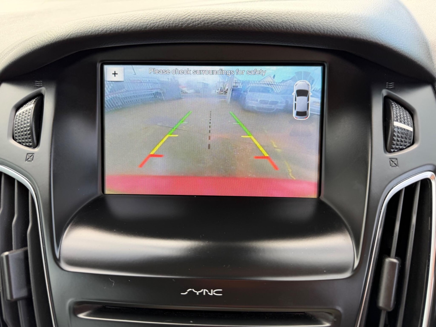 Used Ford Focus 2017 for sale - 78002020: Photo 2