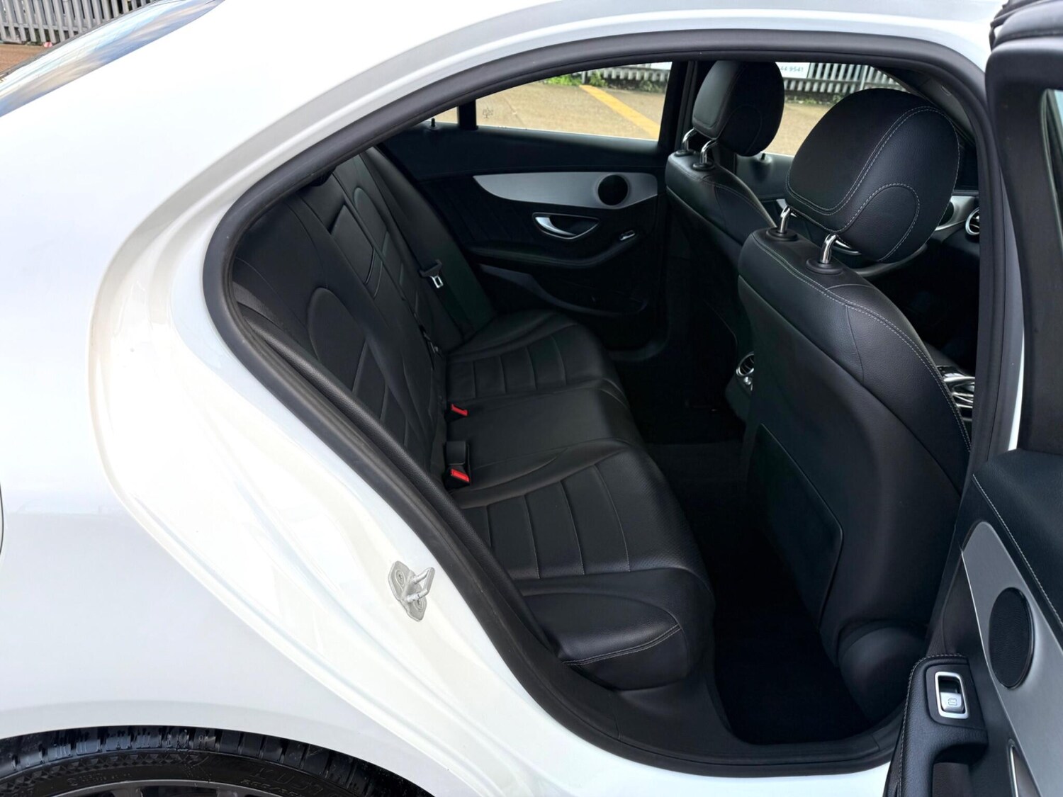 Used Mercedes-Benz C Class for sale - 78022441: Photo 3