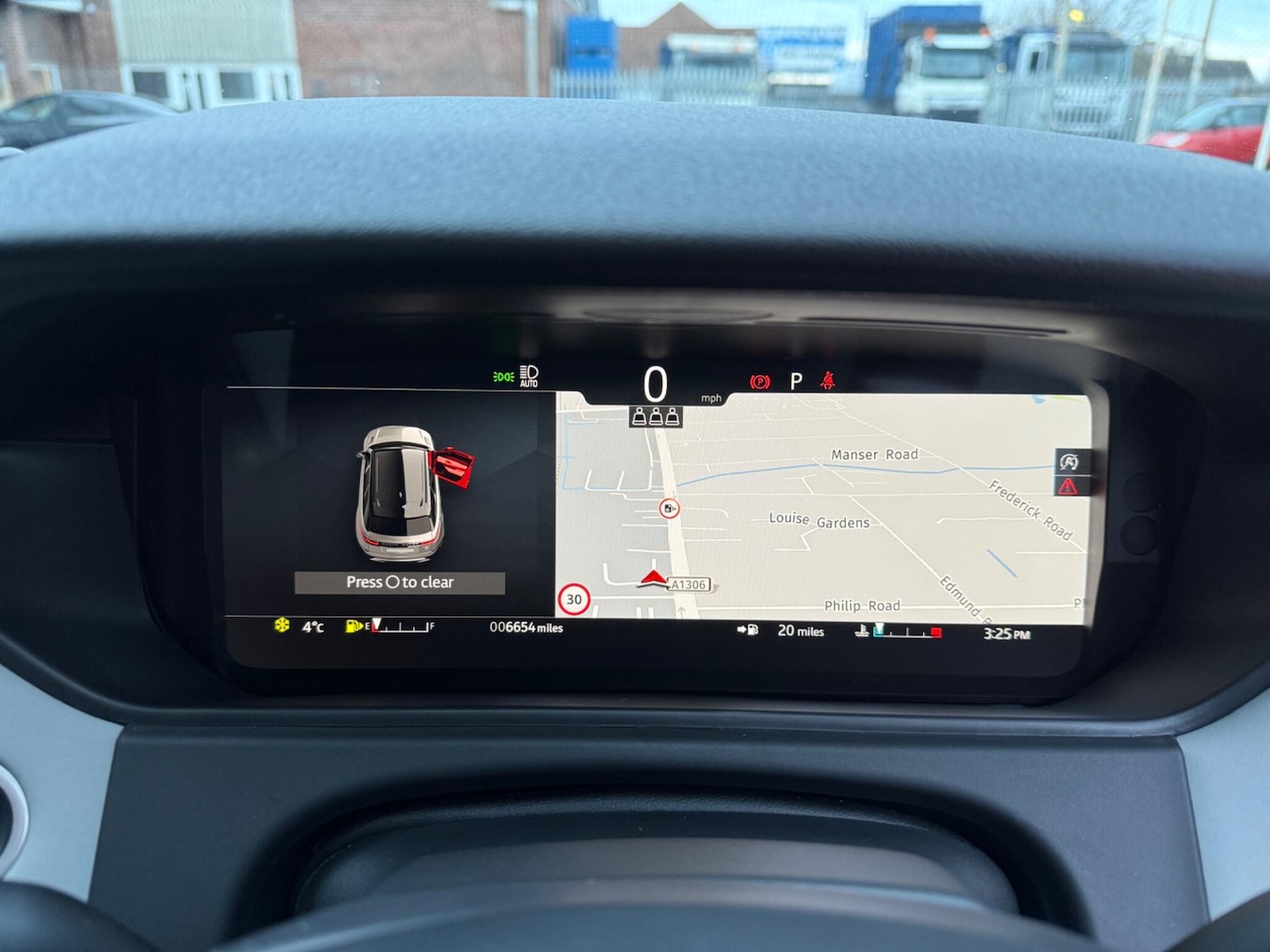 Used Land Rover Range Rover Velar 2023 for sale - 78001961: Photo 10