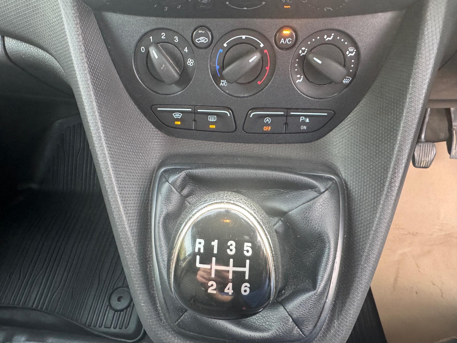 Used Ford Transit Connect 2016 for sale - 77966532: Photo 12