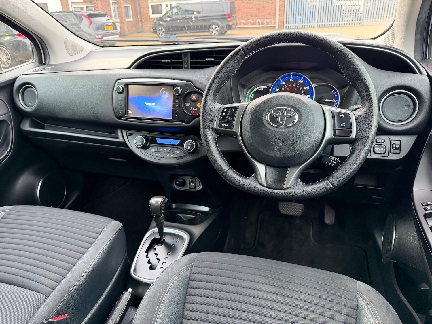 Used Toyota Yaris 2014 for sale - 78001956: Photo 17