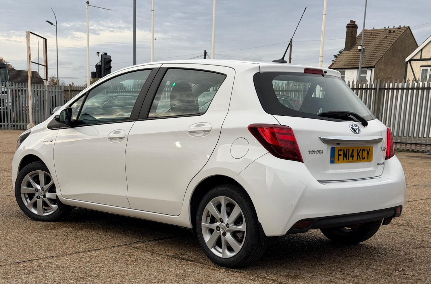 Used Toyota Yaris 2014 for sale - 78001956: Photo 23