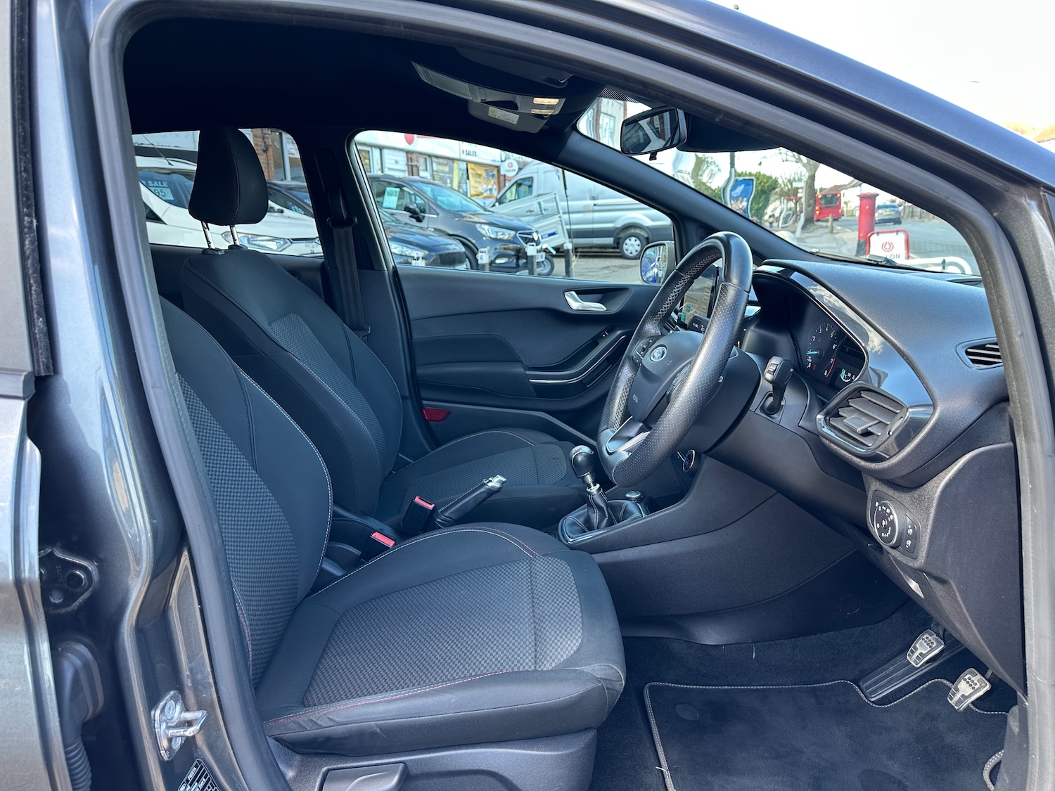 Used Ford Fiesta 2018 for sale - 78026283: Photo 8