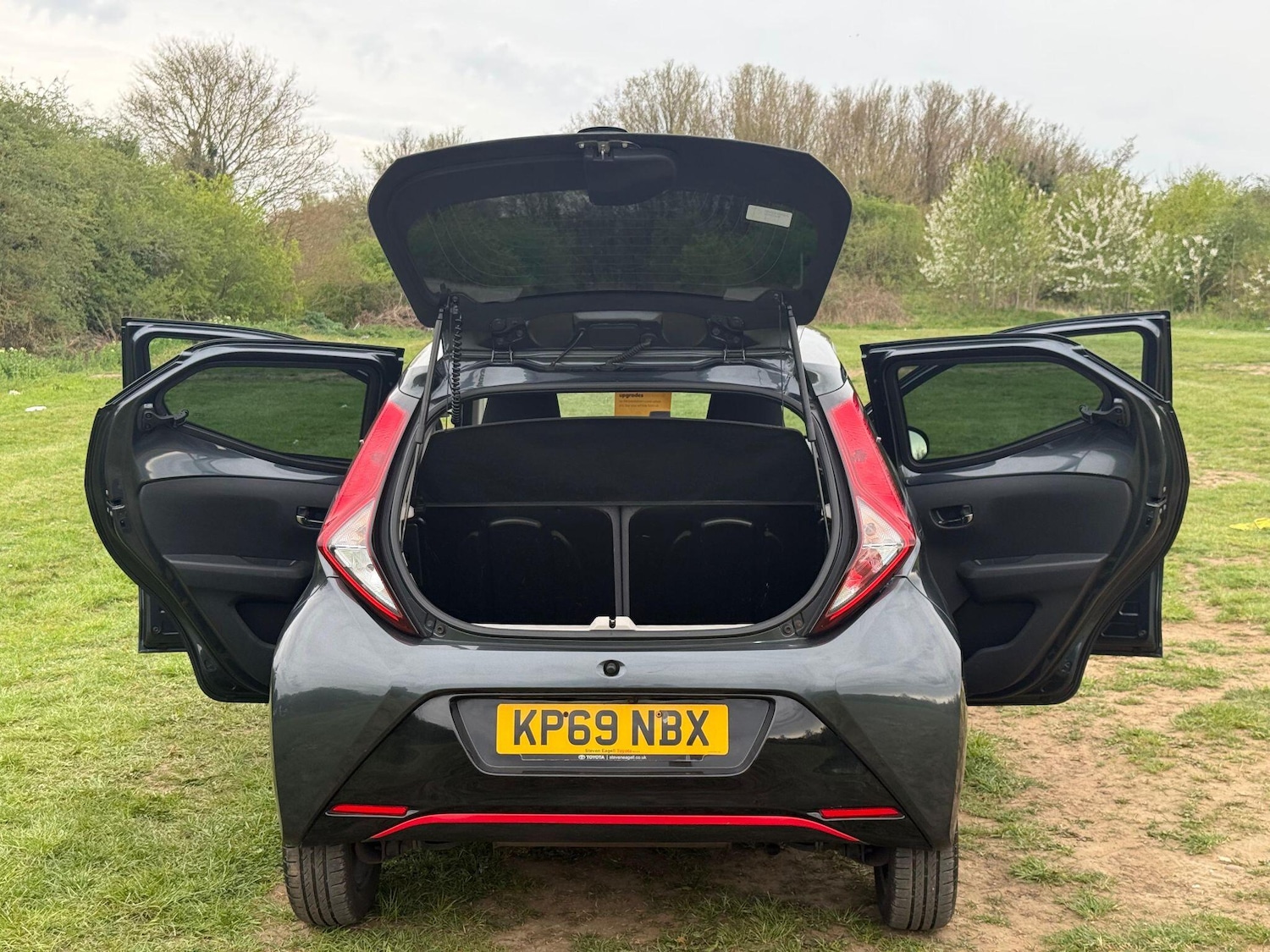 Used Toyota AYGO 2019 for sale - 78182676: Photo 12